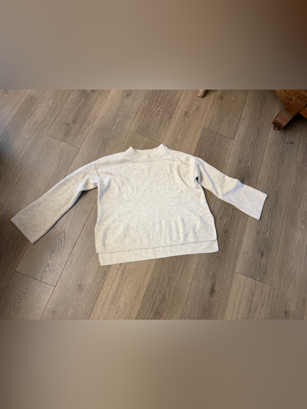 CeCe Light Cream Crewneck Sweater